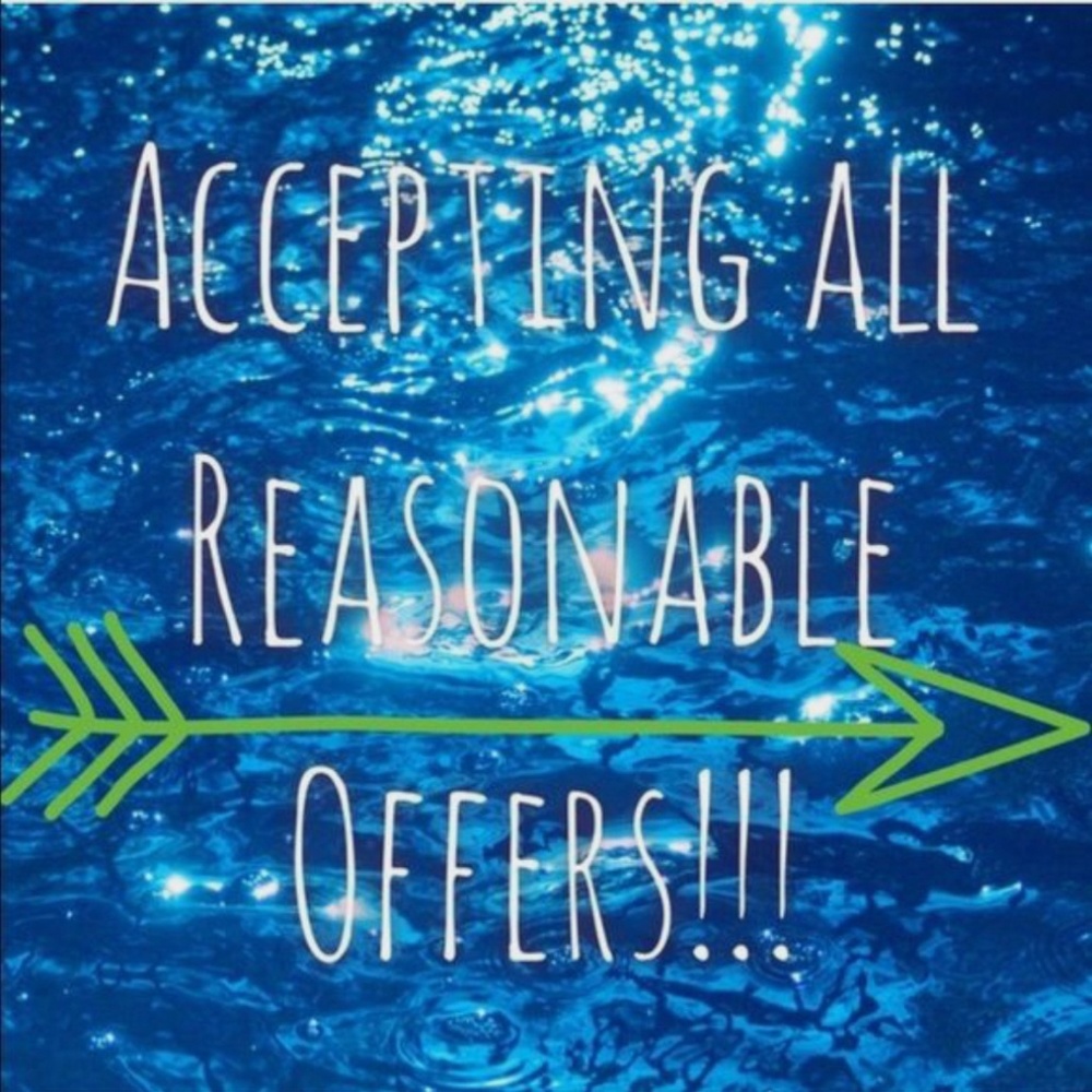 Need to sell!! Be reasonable 😘